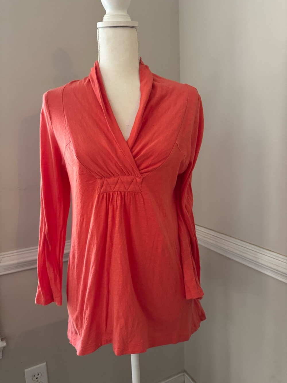 Deletta Coral Long-Sleeve V-Neck Tunic